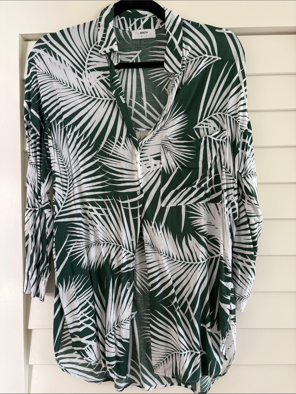 Mikoh 100% rayon Button Down Shirt